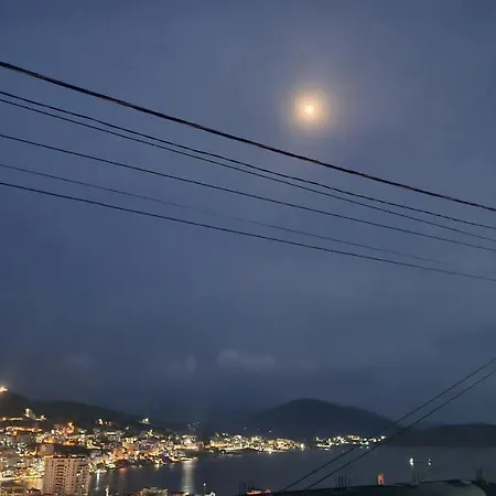Marina * Sarandë