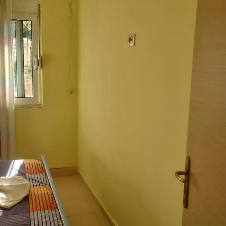 Marina Apartamento Sarandë