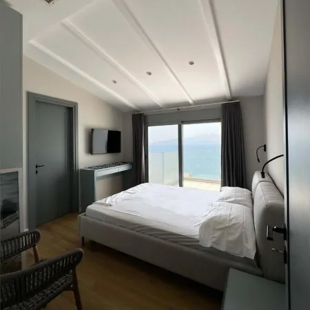Penthouse With Jackuzy Apartamento *